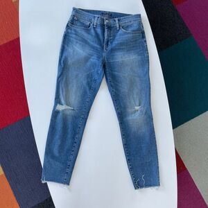Lucky Brand Jeans women’s 10 30A Mid Blue Slim Fit Distressed Frayed Hem Ankle